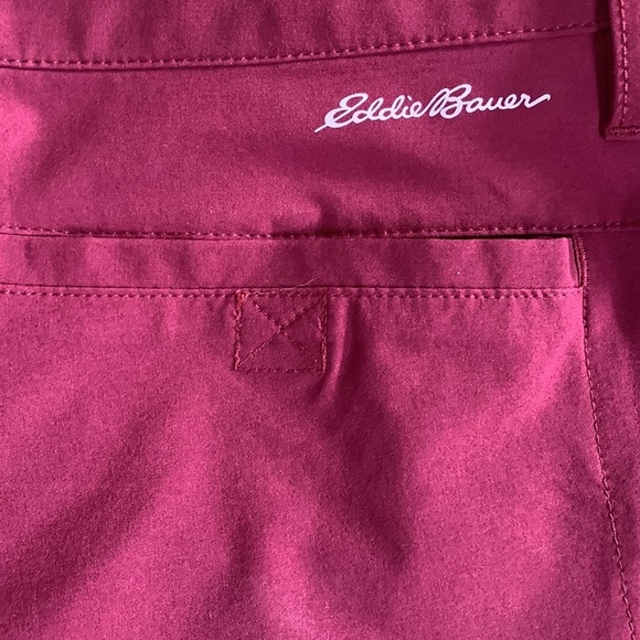 Eddie Bauer Ruched Capris in Dark Berry - Picture 5 of 6